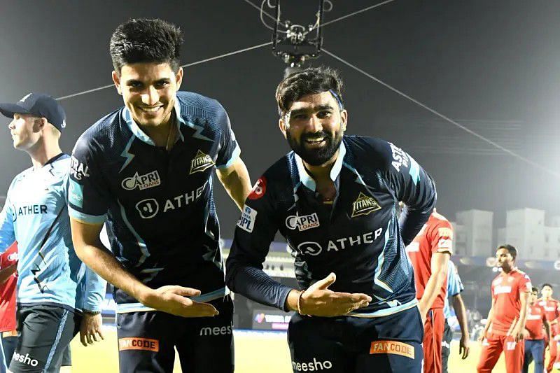 Shubman Gill and Rahul Tewatia of GT